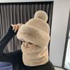 Gorro de felpa de invierno nuevo con pompón bufanda máscara integrada gorro de nieve cálido cortavientos orejeras gorro comercio exterior