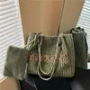 Bolso de hombro transfronterizo nuevo de gran capacidad para mujer, bolso de mano de pana moderno y versátil con estampado de leopardo y diseño de letras, adecuado para el trabajo