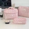 Nova Necessaire de Maquiagem Morango, Grande Capacidade, Alto Valor Estético, Organizador de Maquiagem Fofo e Delicado, Necessaire Portátil para Viagem