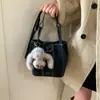 Bolso de Nicho de Gama Alta para Mujer Otoño e Invierno 2025 Nuevo Bolso Cruzado de Hombro Único Informal con Empalme Bolso Cubo Popular de Instagram