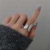 Anillo de cara ancha irregular con diseño de nicho para mujer, sencillo, combinable, industrial, abierto, elegante y de moda.