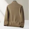 Chaqueta para Hombre 2026 Otoño/Invierno Solapa Cremallera Tejido Patchwork Superior Joven Lujo Ligero Estilo Old Money Ropa de Abrigo de Negocios