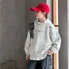 Sudadera con capucha bordada de otoño para niños, corte holgado, nuevo estilo 2026, para niños pequeños y mayores, top moderno y elegante para primavera y otoño