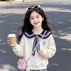 Conjunto de dos piezas para niña de principios de otoño, casual, juguetón, top azul marino con cuello de color contrastante, estilo coreano, dulce, lindo, con conejito, jeans
