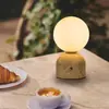 Lâmpada de Mesa LED Minimalista Nórdica de Alto Padrão para Cabeceira de Quarto Sala de Estar Luz Duradoura Luz de Atmosfera para Quarto Luminária Decorativa Luminárias