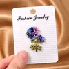 Broche de Flor Fresca Rosa Peonía Girasol Lirio Insignia Pin de Aleación Accesorios para Traje Bolso Ramillete