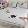 Toalla de dibujos animados bordada sábana bajera 100% algodón pieza única sábana de cama 100% algodón funda protector de colchón Simmons engrosado juego de tres piezas