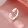 Anillo de pata de gato para mujer, diseño de nicho, lujo ligero, vintage, simple, sensación de alta gama, joyería de anillo abierto liso mate