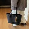 Nova Bolsa Tote Grande Capacidade Estilo Americano Feminina Casual Faculdade Simples para o Dia a Dia Retro Bolsa de Ombro Bolsa Feminina da Moda