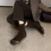 Botas femininas de outono e inverno 2026, estilo coreano, minimalistas, bico redondo, retalhos, afunilamento, cano curto, modernas e elegantes, que aumentam a altura, elásticas e afuniladoras