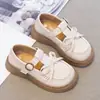 Sapatos de Couro para Meninas 2026 Nova Moda Primavera e Outono Sapatos de Princesa Elegantes para Meninas Pequenas, Sapatos Infantis Macios Antiderrapantes para Crianças Pequenas, Médias e Grandes
