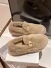 Aumento da Altura Interna ~ Novo Estilo Outono/Inverno 2024 Sapatos Slip-On Peludos para Mulheres Usarem Fora Sapatos de Lã para Manter Aquecido Fairy Jane