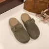 Chinelos femininos estilo Birkenstock, com separador de dedos falso, sola grossa, bico fechado, para uso externo, coleção outono 2026, camurça retrô, sola macia, slip-on, meia pantufa