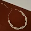 Colar Cruzado de Venda Quente Torcido Irregular para Mulheres Verão Alta Qualidade Luxo Leve Moda Strass Retangular Corrente de Clavícula