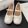 Zapatos de Cuero Pequeños Primavera y Otoño 2025 Zapatos de Mujer Nuevo Estilo Japonés Estilo Mori Flats Tejidos para Mujer Mocasines Negros Mary Jane de Charol para Mujer