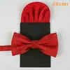 Conjunto combinado de corbata de moño cuadrada de alta calidad de fábrica al por mayor corbata de moño monocolor corbata de moño para hombre patrón impreso elegante
