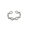 Pulseira O-Shaped Versão Lisa Retro Japonesa e Coreana para Mulheres, Luxo Acessível Elegante da Moda, Série de Joias Pulseira Banhada a Ouro em Aço Titânio Brilhante