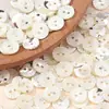 Botones de Concha Natural Tallada, Botones de Dos Agujeros y Cuatro Agujeros de Forma Irregular, Botones para Ropa de Chaqueta Cortavientos, Accesorios en Stock