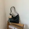 Bolso de Hombro Simple Estilo Coreano Nuevo 2026 para Mujer, Bolso Tote Versátil de Gran Capacidad con Lindo Colgante de Oso, Moderno para el Trabajo