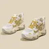 Zapatos Deportivos Casuales de Plataforma Estilo Coreano Transpirables 2026 Suela Gruesa Estilo Nuevo Otoño Suela Suave Suelas Gruesas Aumentan la Altura Zapatos de Papá para Mujer