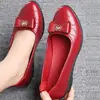 Couro macio fundo macio sapatos de mãe planos resistentes ao desgaste à prova d'água laço sapatos de trabalho grupo de compra de microempresa ao vivo uma geração de cabelo