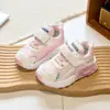 Zapatos de Papá para Niños de 3-6 Años Otoño Nuevos Zapatos Deportivos de Superficie de Cuero Unisex Niños Suela Suave Antideslizantes Zapatos para Niños Zapatos Individuales para Bebé