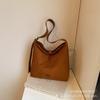 Bolsa Grande de Camurça Tendência da Moda deste Ano para Mulheres 2026 Novo Estilo Versátil Elegante Bolsa Tote Transversal