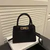 Bolso Retro esmerilado de nicho para mujer 2025 Nuevo de exportación Moda de alta calidad Textura Bolso bandolera Bolso cruzado casual