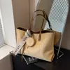 Bolso Tote de Hombro Grande de Capacidad Versátil Retro Clásico Nuevo Diseño para Mujer con Textura Mate para el Viaje Diario