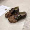 Zapatos Birkenstock Retro de Suela Gruesa Cobertura Total para Mujer Otoño 2026 Nuevo Estilo Aumento de Altura Interior Versátiles Cómodos Mocasines Zapatos Individuales Birkenstock