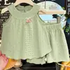 Conjunto Estiloso de Regata Fina sem Mangas com Recortes e Shorts para Meninas - Novo Estilo 2026, Fresco e Respirável