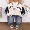 Traje de Primavera y Otoño para Niño 2025 Nuevo Estilo Infantil Casual Traje de Béisbol Conjunto de Tres Piezas Ropa de Bebé de Primavera y Otoño a la Moda