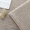 Tela de chenilla para sofá con raya vertical texturizada, alto gramaje, material resistente al desgaste, adecuada para fabricantes de sofás y tapicería suave, se puede cortar a medida y disponible para venta al por mayor