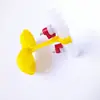 Dispositivo para Beber Agua de Pollo y Pato Taza Colgante Bebedero de Pezón para Pollo Dispositivo para Beber Agua con Bola de Acero en Forma de C Taza Colgante de Doble Pezón Dispensador de Agua