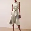 2026 Nova Moda Feminina Transfronteiriça Estilo Europeu e Americano Elegante Ajuste Slim Cor Sólida Sem Mangas Gola Redonda Vestido Assimétrico