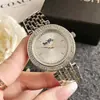 Fabricante de Relojes Reloj con Incrustaciones de Diamantes de Cristal de Moissanita para Estudiantes Femeninas Esfera de Tira de Exportación Japonesa Reloj con Escala Agente Mayorista