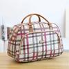 Venta Directa de Fábrica Bolso de Hombro Bolsa de Viaje Bolsa de Equipaje Bolsa de Regalo de PU Bolsa Grande y Pequeña Resistente al Agua Bolsa de Hombro para Viajes Cortos