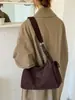 Bolso bandolera de gran capacidad para mujer para otoño e invierno, nuevo bolso de hombro retro versátil de lana 2026