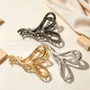 Presilha de Garra Coração Simples de Liga para Mulheres Nova Presilha Tubarão para Coque na Parte de Trás da Cabeça Acessórios de Cabelo Elegantes e Modernos para Meninas