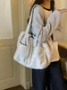 Bolso de hombro simple de gran capacidad para niñas, nuevo bolso tote plisado de moda casual, bolso de mano versátil de moda para el día a día