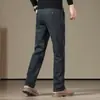 Elásticos, cálidos, suaves y amigables con la piel, confección 3D de proteína de lana, jeans casuales rectos holgados de talle alto para hombre