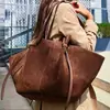 Bolsa Tote de Mão Transversal Grande Capacidade Nova Outono 2026 Estilo Coreano Moda Formato de Borboleta Simples Chique Bolsa Feminina
