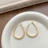 Pendientes de Plata de Ley S925 con un Color Plateado Sencillo y Elegante, Diseño Circular Minimalista, Líneas Suaves y una Sensación de Alta Gama para el Uso Diario
