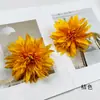 Flor de Anémona de Simulación Flor de Crisantemo de Garra Grande Falsa Pasador de Flor Corona de Flores Adornos para Sombreros Accesorios para Gorro de Graduación Pared de Flores para el Hogar Adornos Pequeños