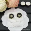 Novos Brincos de Resina Cravejados com Diamantes da Marca Tb para Mulheres, Design de Nicho, Moda de Alto Padrão, Brincos de Luxo Leve, Acessórios de Orelha Estilo Europeu e Americano