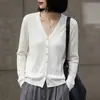 Novedad Otoño/Invierno 2026 Ropa de Punto para Mujer Cárdigan de Punto con Cuello en V Suéter de Punto de Bambú Suéter Fino para Mujer Abrigo Clásico Versátil