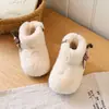 Zapatos de Algodón para Bebé Niña con Borrego para Primer Cumpleaños Zapatos para Niños Pequeños 2026 Nuevo Estilo de Invierno Suela Suave Cálidos Gruesos de Borrego Botas de Nieve