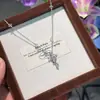 Colar Cetro de Cobra Feminino Cruz Padrão Piton Retrô Envolvente Ano de Vida Zodíaco Pingente de Cobra Antiga Corrente Clavicular