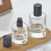Frasco Borrifador de Perfume Cilíndrico com Tampa de Baioneta Vidro Transparente Frasco Cosmético Simples e Portátil 30ml Frasco Borrifador de Fragrância