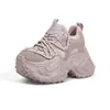 Zapatillas de papá gruesas para mujer que aumentan la altura, nuevo modelo de otoño 2026, malla transpirable, versátiles, de moda, casuales